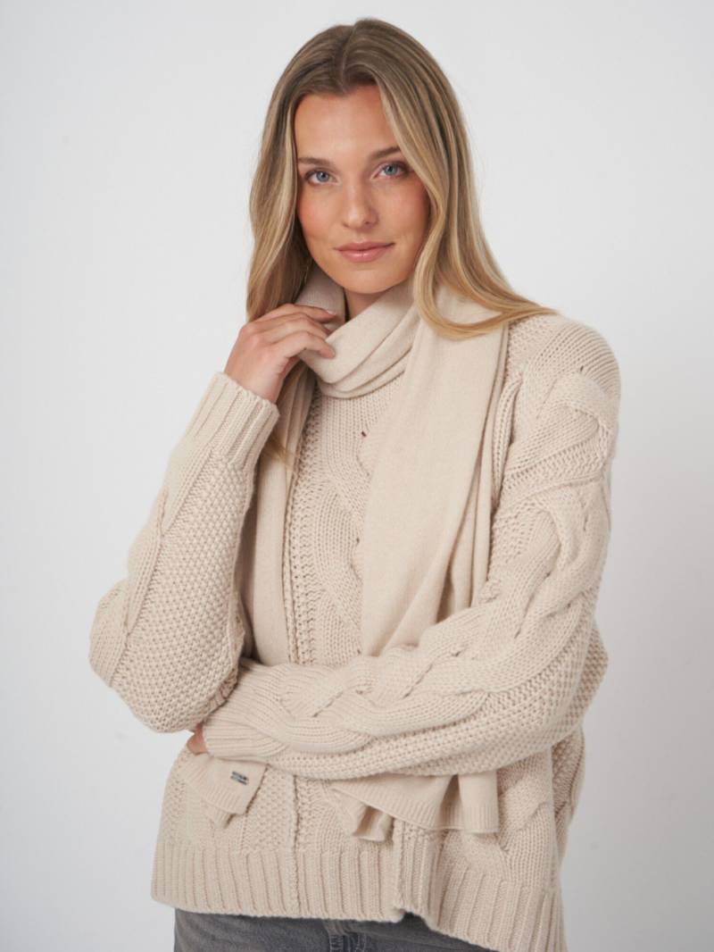 Basic-Feinstrickschal aus Bio-Kaschmir von REPEAT cashmere