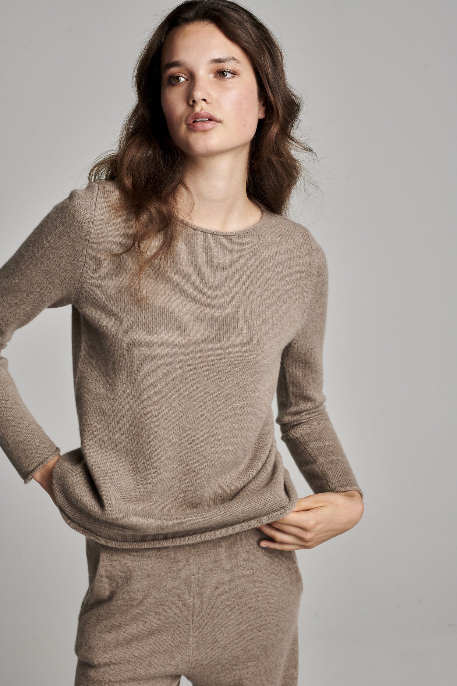 Basic Kaschmir-Pullover von REPEAT cashmere