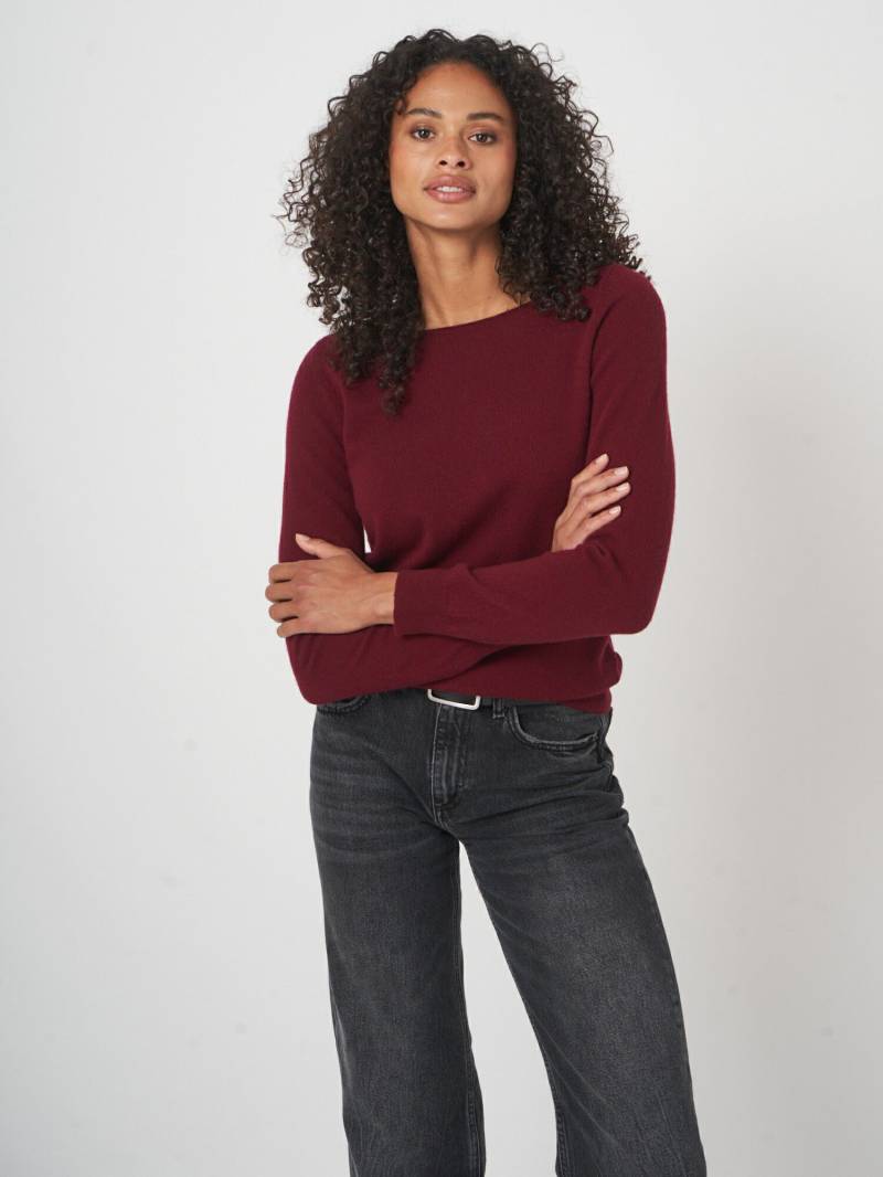 Basic-Pullover mit U-Boot-Ausschnitt aus Bio-Kaschmir von REPEAT cashmere