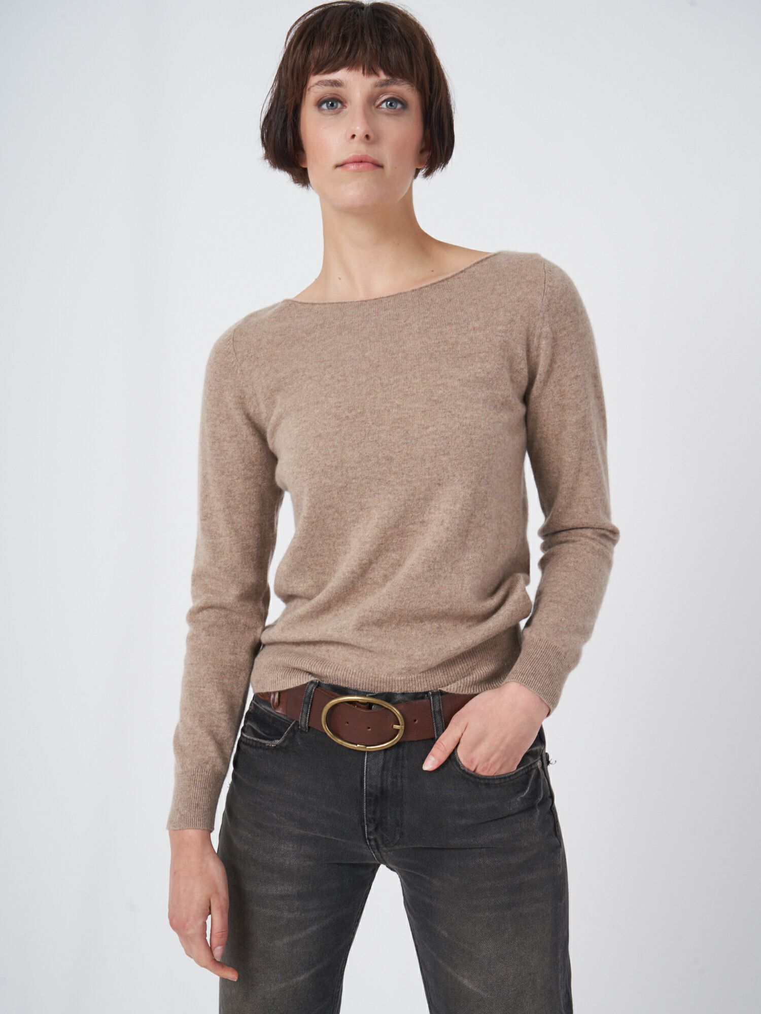 Basic Pullover mit U-Boot-Ausschnitt aus Bio-Kaschmir von REPEAT cashmere