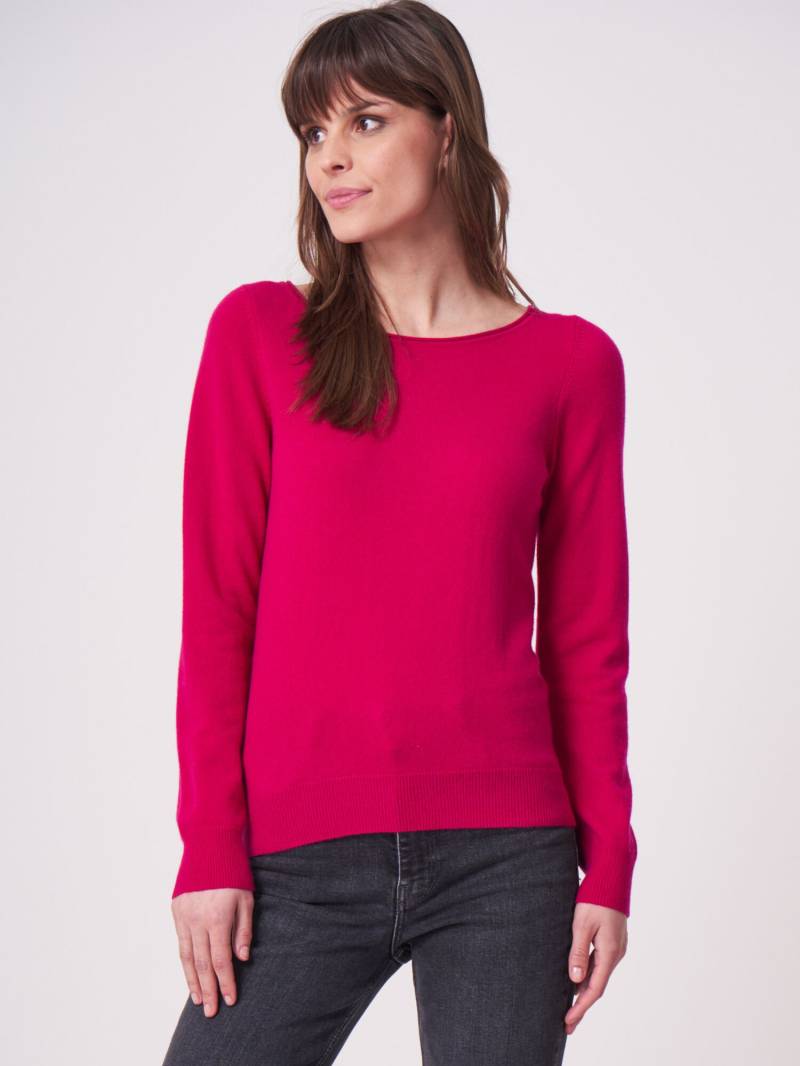 Basic Pullover mit U-Boot-Ausschnitt aus organischem Kaschmir von REPEAT cashmere