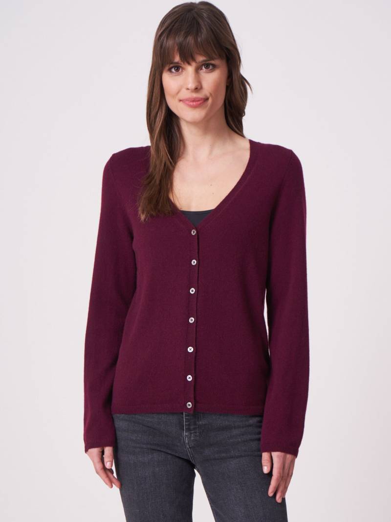 Basic Strickjacke mit V-Ausschnitt aus organischem Kaschmir von REPEAT cashmere