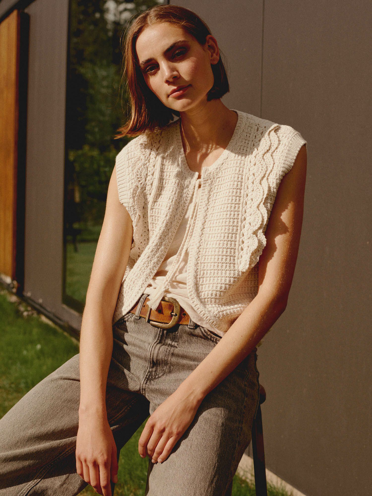 Baumwoll-Weste mit Rüschen und Bindeband von REPEAT cashmere