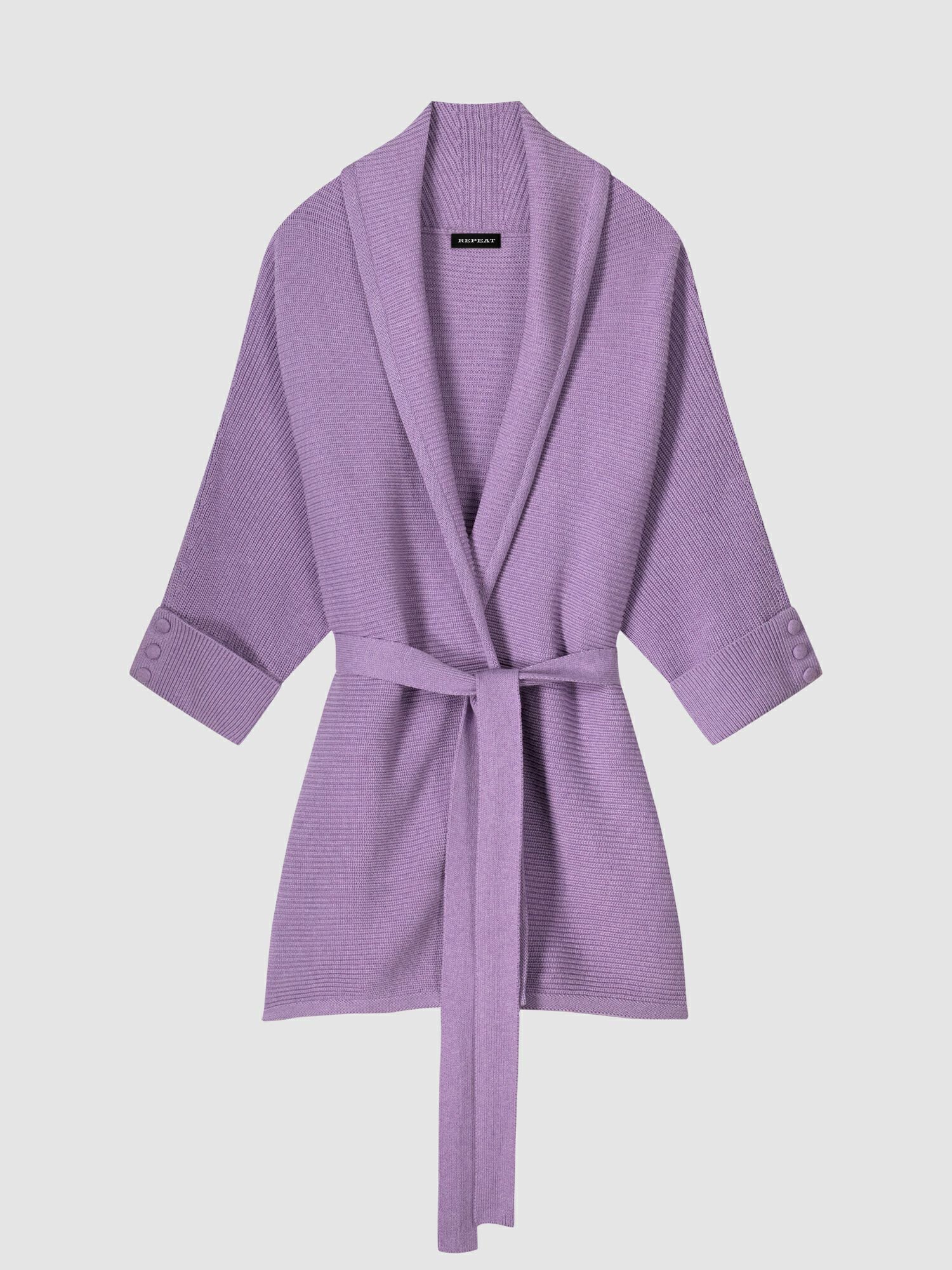 Baumwollstrickjacke mit Schalkragen und Gürtel von REPEAT cashmere