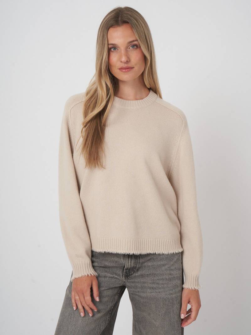 Bio-Kaschmir-Pullover mit Rundhalsausschnitt von REPEAT cashmere
