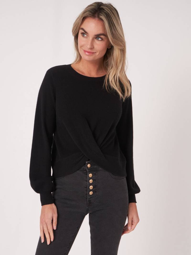 Bio-Kaschmir-Pullover mit gedrehtem Saum von REPEAT cashmere