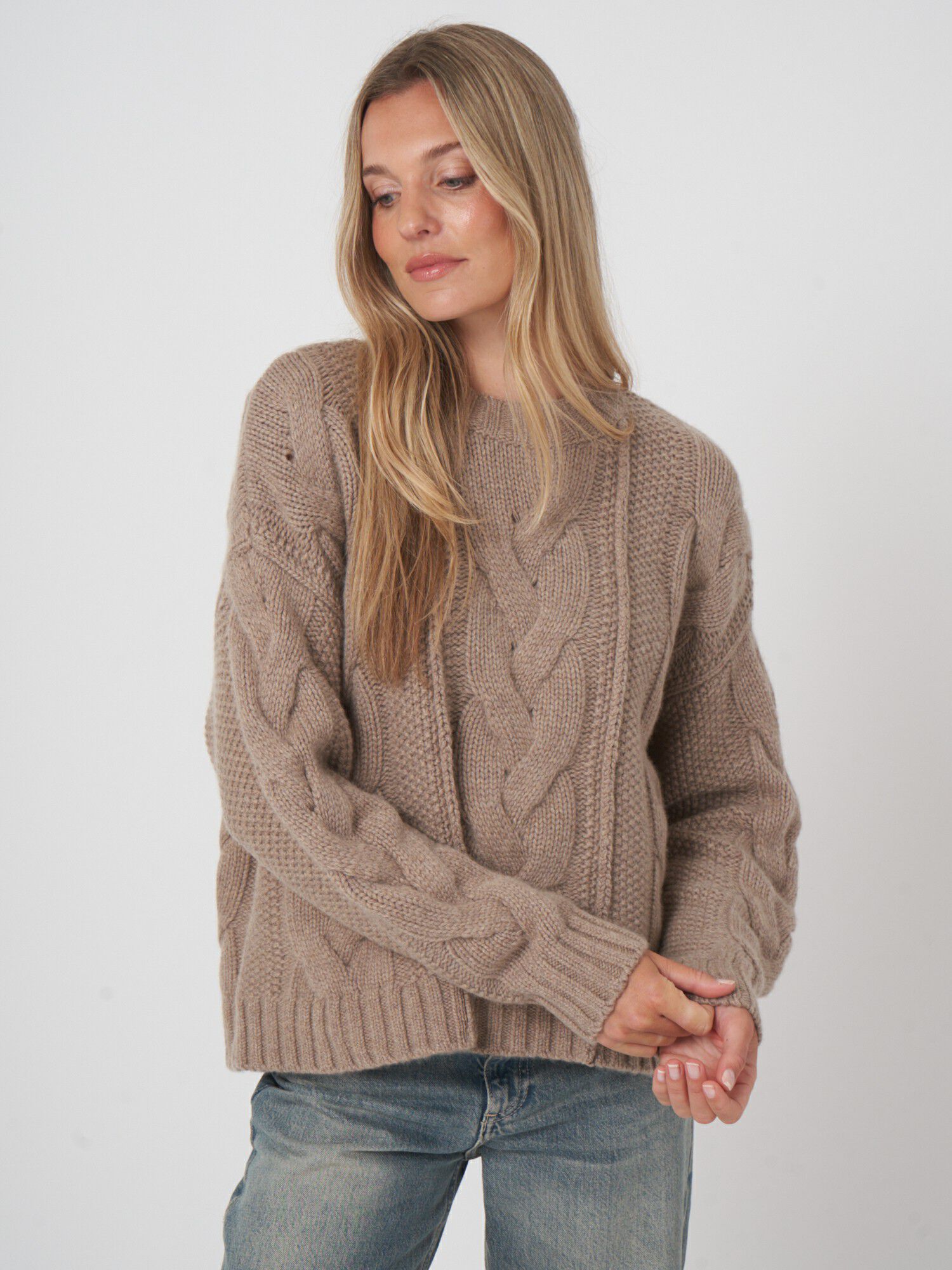 Chunky Cable-Knit-Pullover im Oversized Fit von REPEAT cashmere