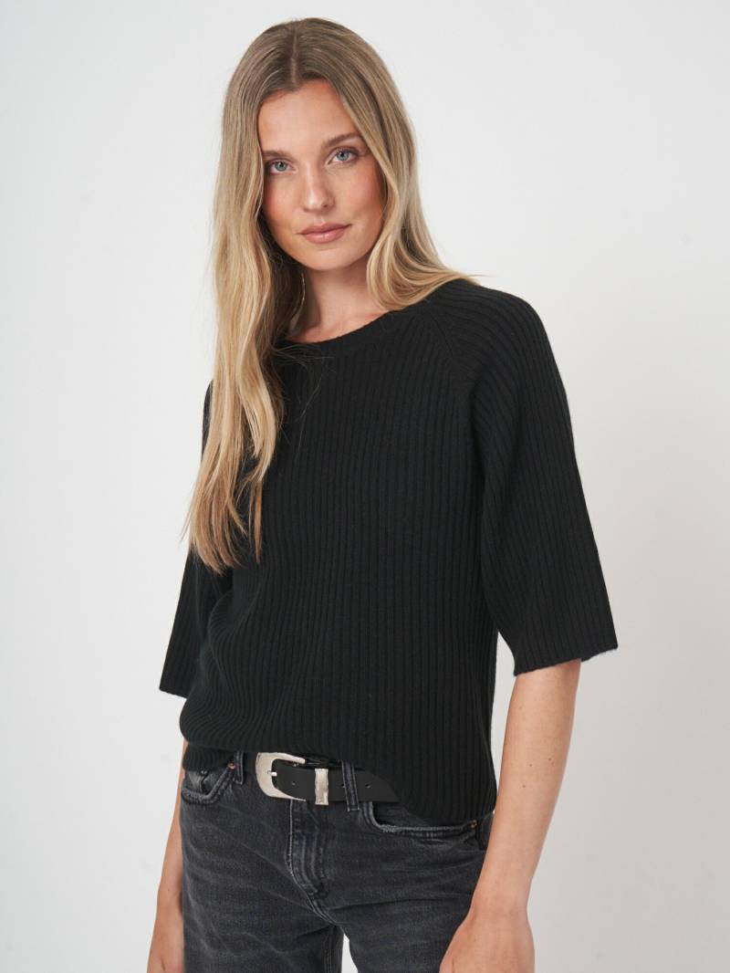 Cropped Rippstrickpullover mit lässiger Passform von REPEAT cashmere