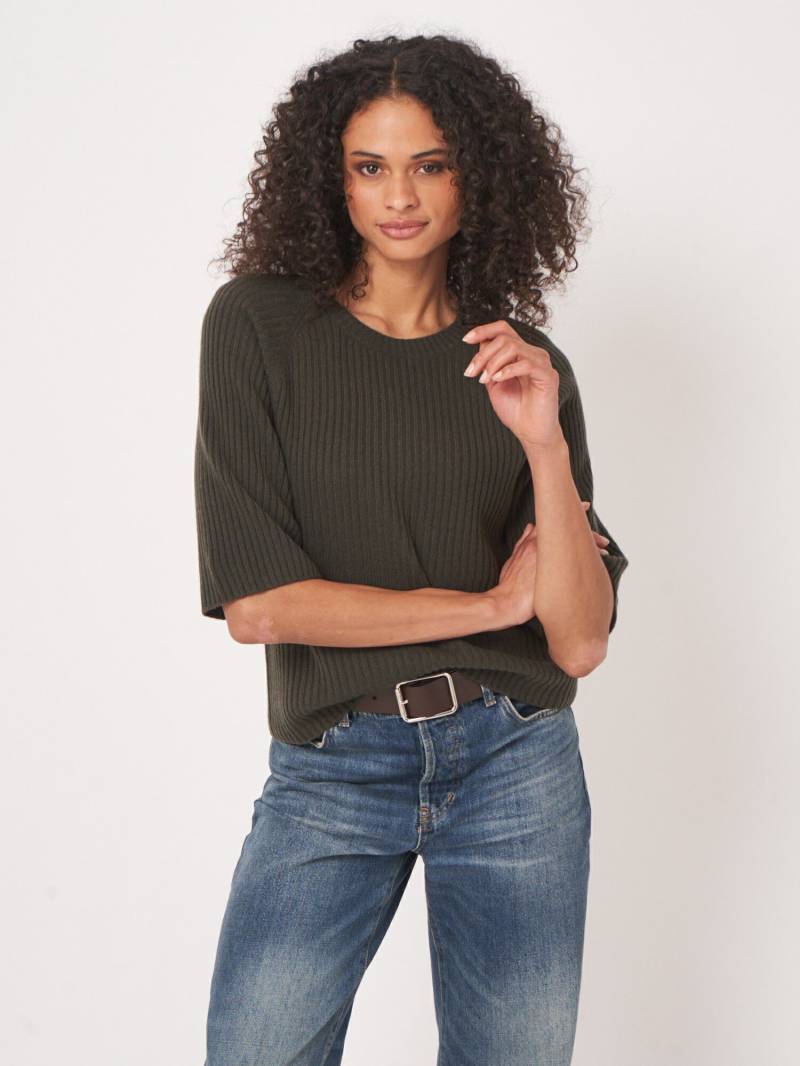 Cropped Rippstrickpullover mit lässiger Passform von REPEAT cashmere