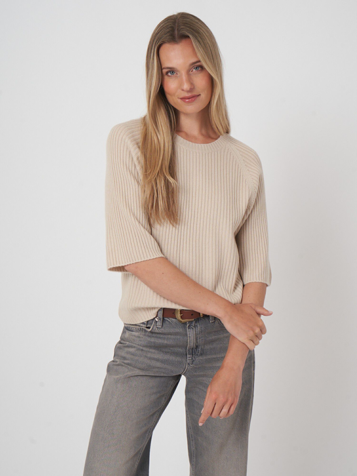 Cropped Rippstrickpullover mit lässiger Passform von REPEAT cashmere