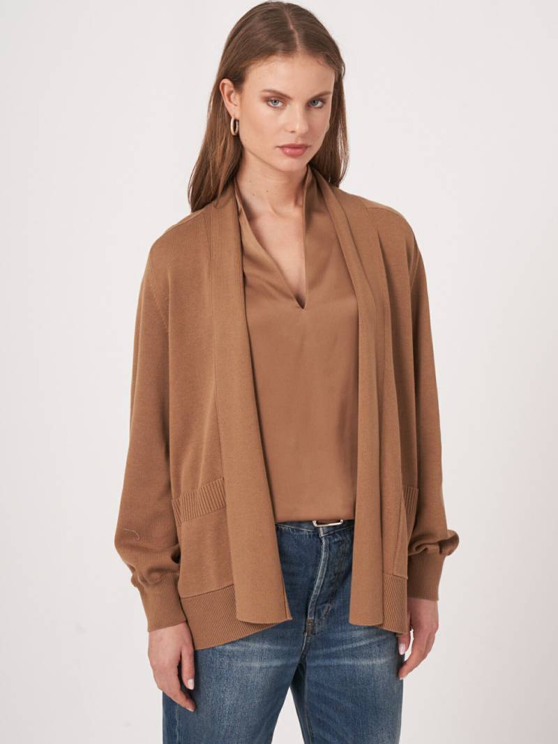 Feinstrick-Cardigan aus Baumwollmischung mit Taschen von REPEAT cashmere