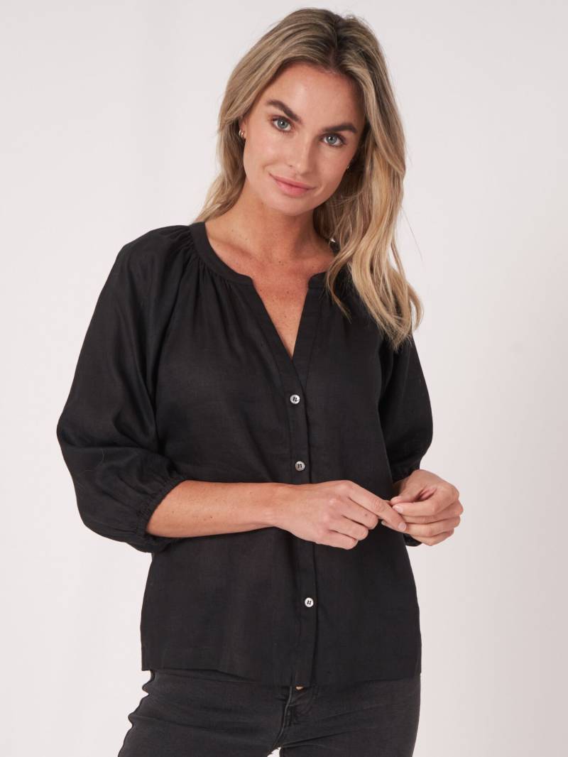 Geknöpfte Leinenbluse mit Puffärmeln von REPEAT cashmere