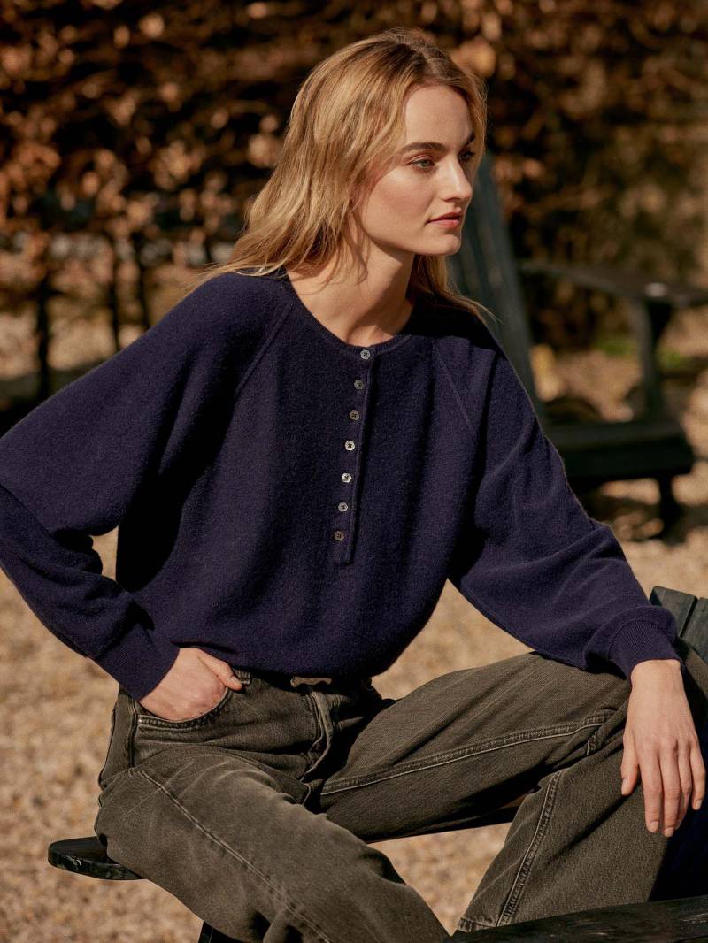 Henley-Pullover aus gewalktem Bio-Kaschmir von REPEAT cashmere