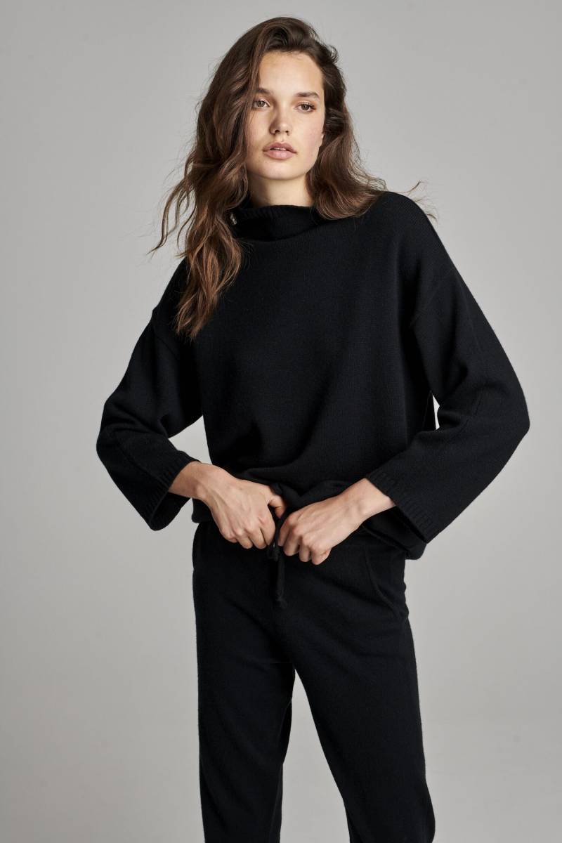 Kaschmir-Pullover mit Stehkragen von REPEAT cashmere