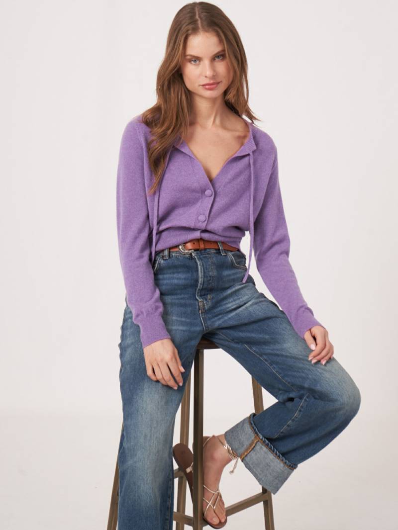 Kaschmir Strickjacke mit Bindeband von REPEAT cashmere