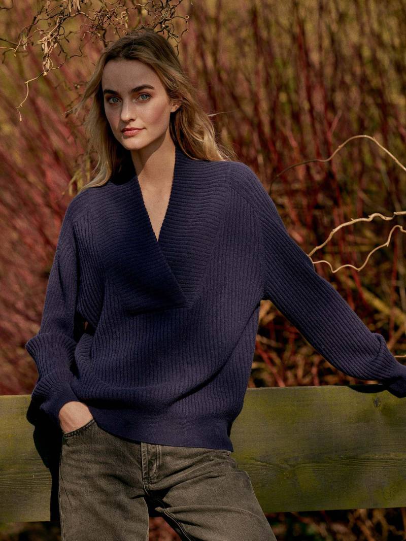 Kaschmirpullover Mit Zopfmuster Und Stehkragen von REPEAT cashmere