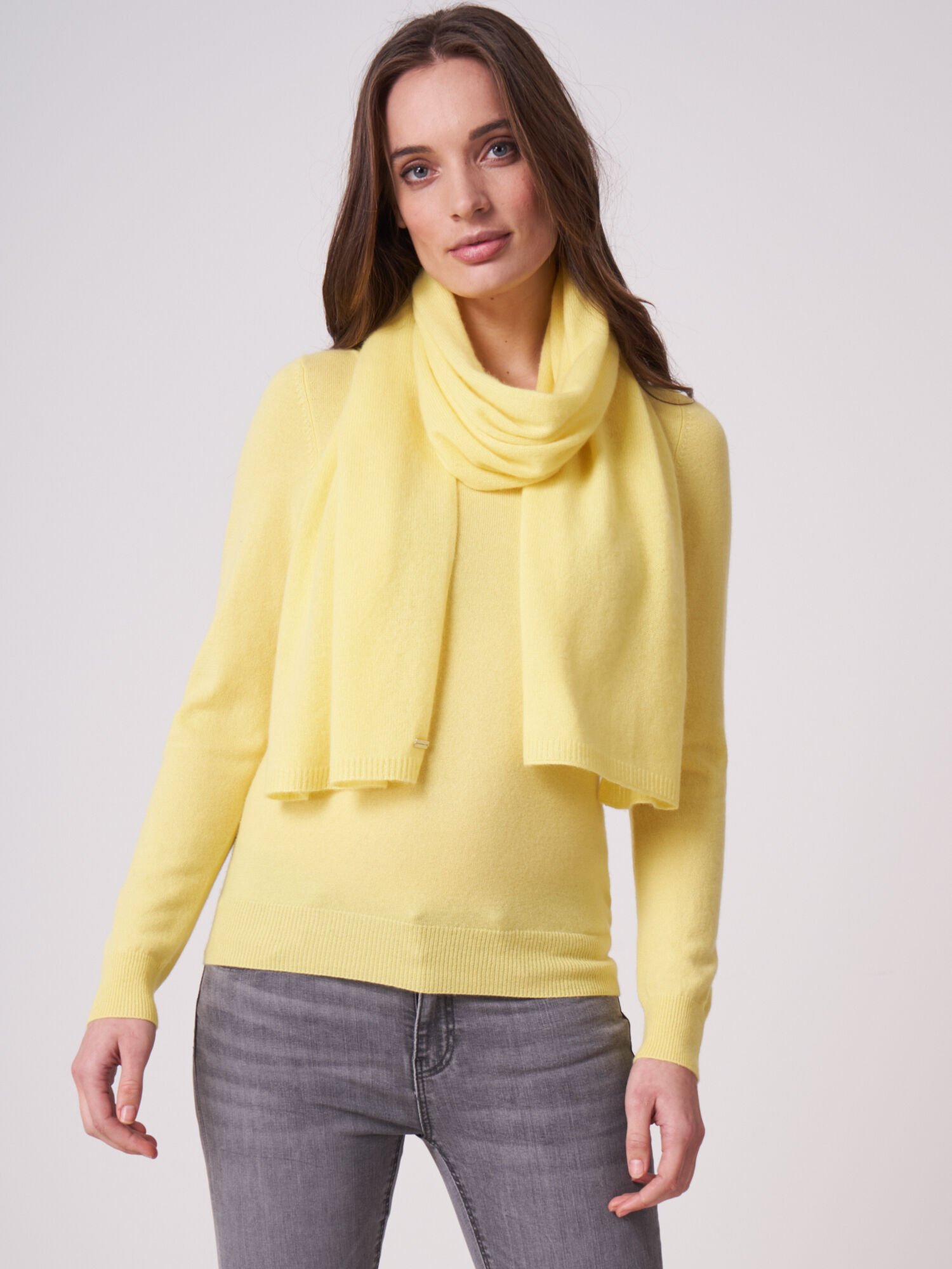 Kaschmirschal von REPEAT cashmere