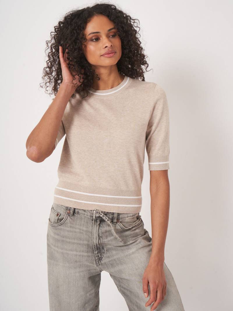 Kurzärmeliger Pullover mit Streifen-Detail aus Baumwollmischung von REPEAT cashmere