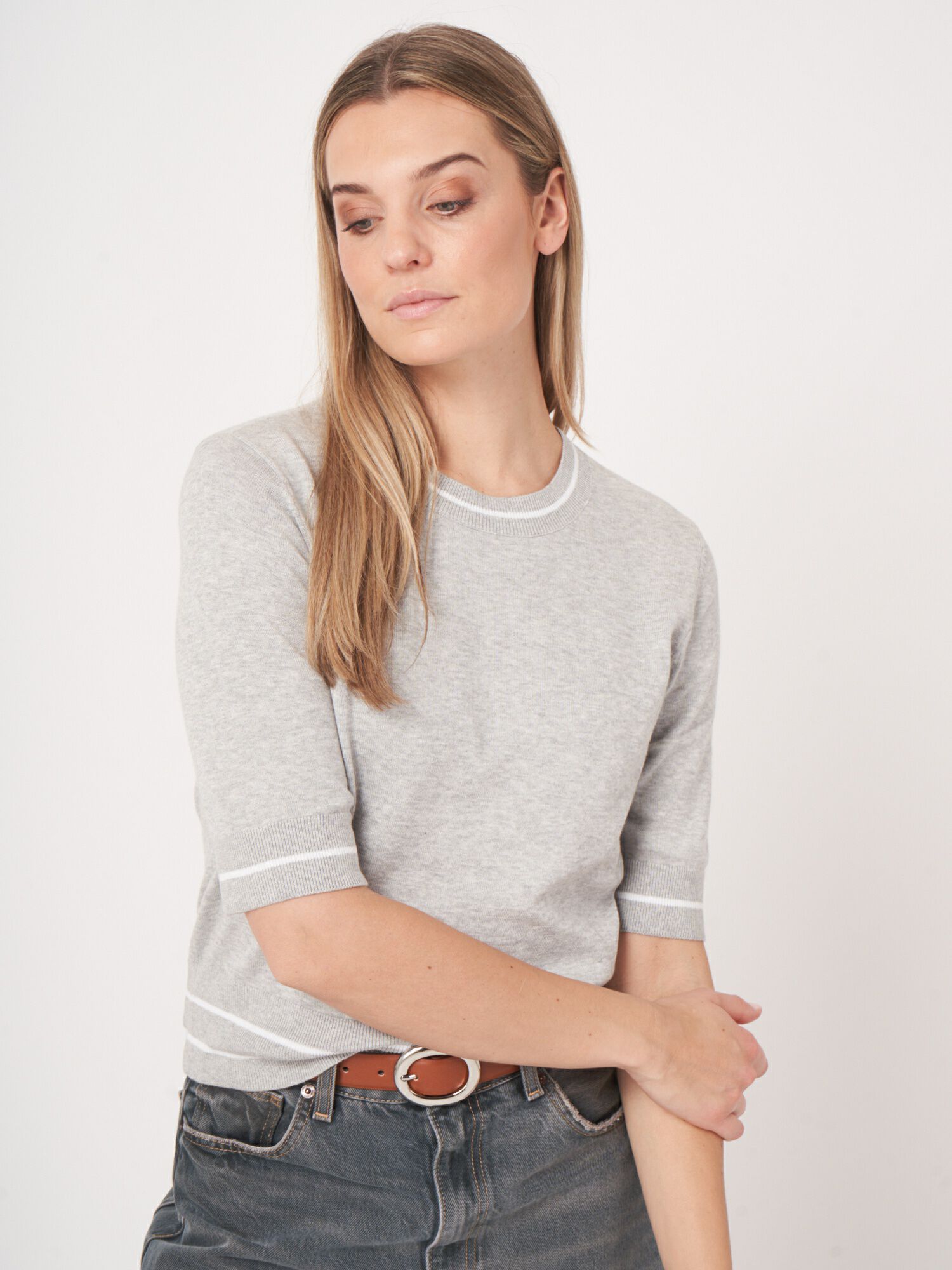 Kurzärmeliger Pullover mit Streifen-Detail aus Baumwollmischung von REPEAT cashmere