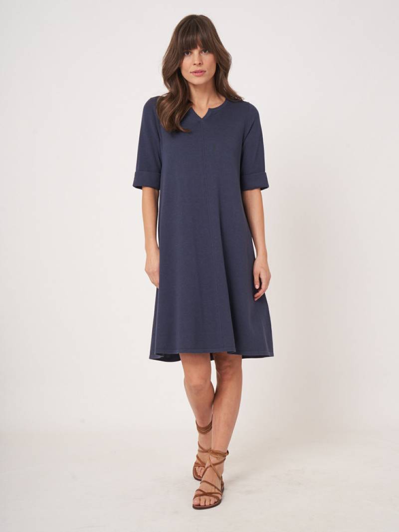 Kurzarm Feinstrickkleid aus Baumwollmischung von REPEAT cashmere