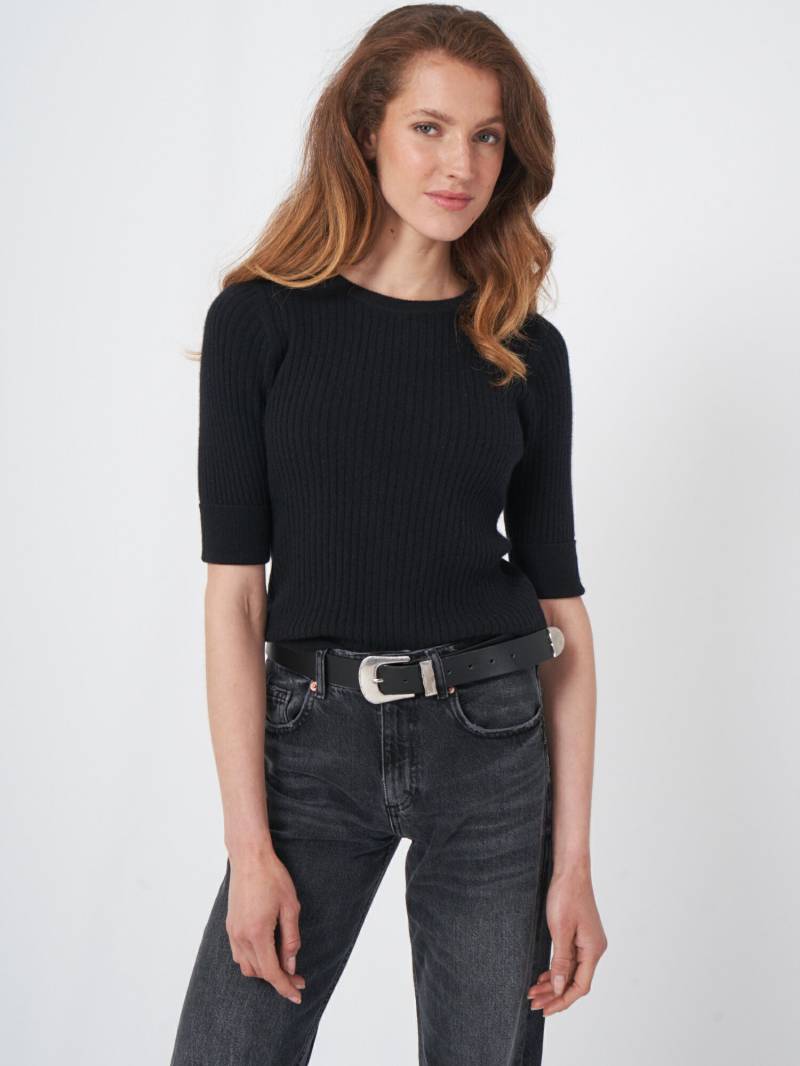 Kurzarm Kaschmir-Rippenstrick-Pullover von REPEAT cashmere