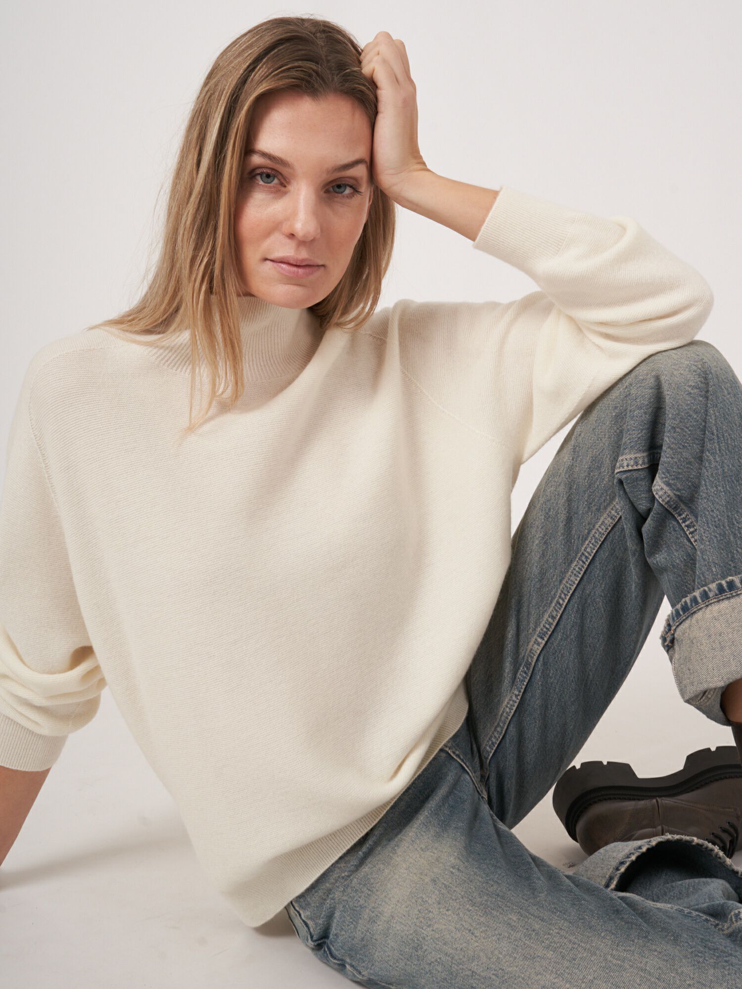 Nahtloser Stehkragenpullover aus Kaschmir-Mischung von REPEAT cashmere