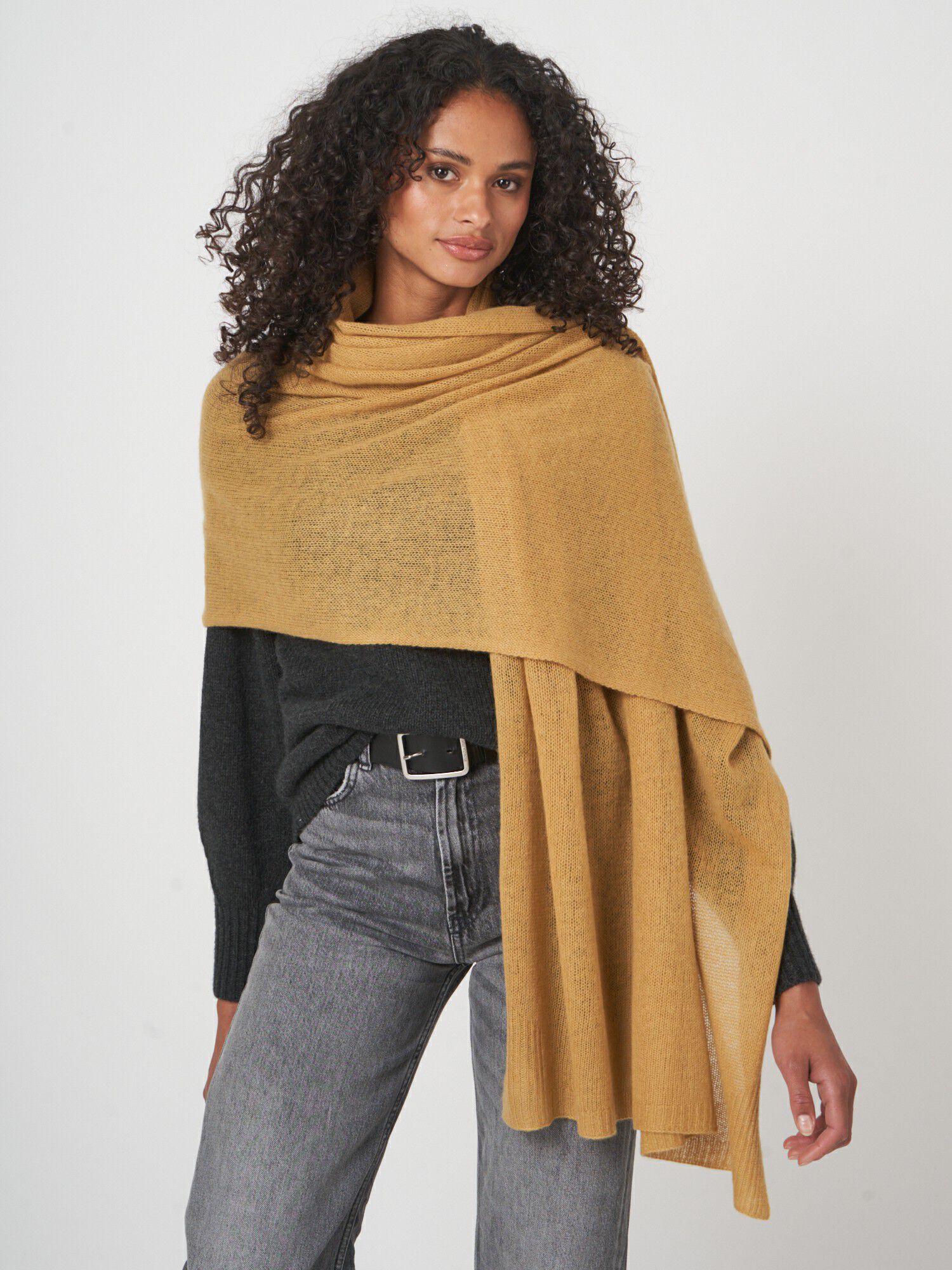 Oversized Bio-Kaschmirschal - weich & stilvoll von REPEAT cashmere