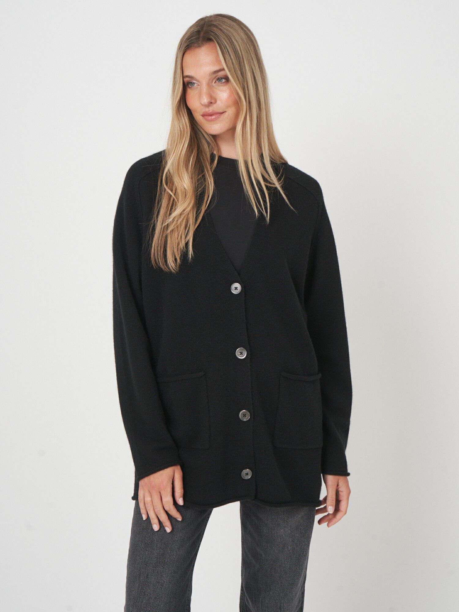 Oversized-Cardigan aus Kaschmir-Mix mit Taschen von REPEAT cashmere