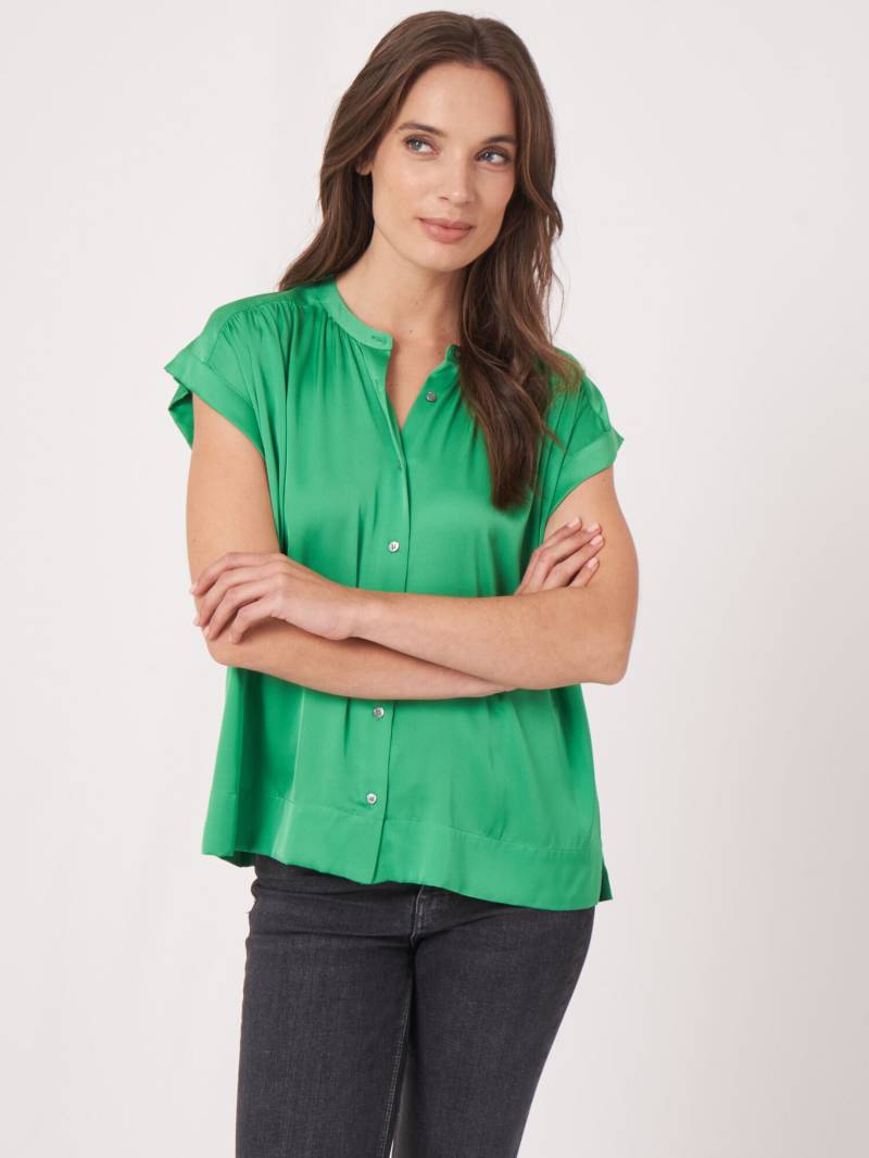 Oversized geknöpftes Blusentop aus Seide von REPEAT cashmere