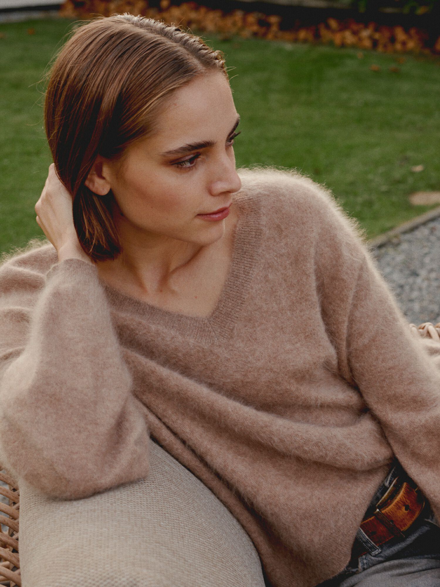 Pullover aus gebürstetem Kaschmir mit langen Puffärmeln von REPEAT cashmere