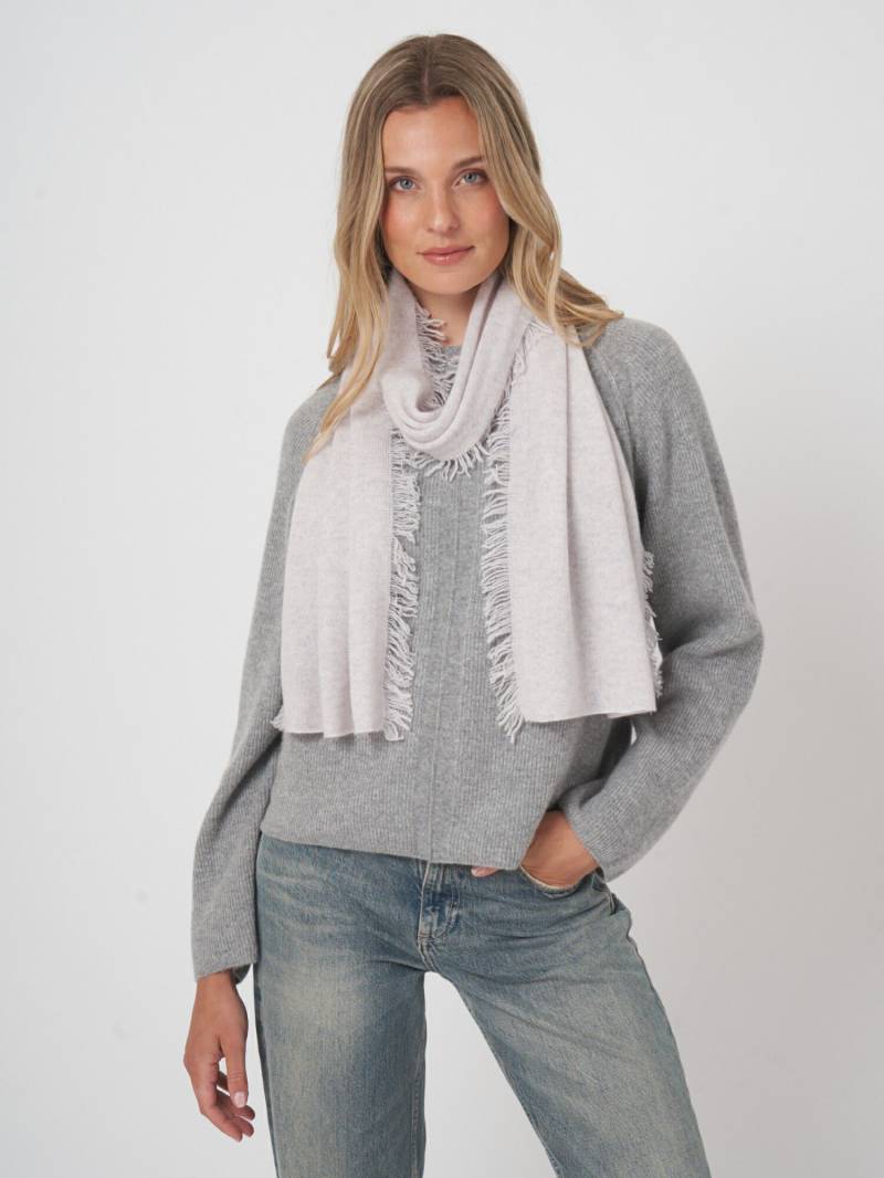 Schal mit Fransen aus Bio-Kaschmir von REPEAT cashmere