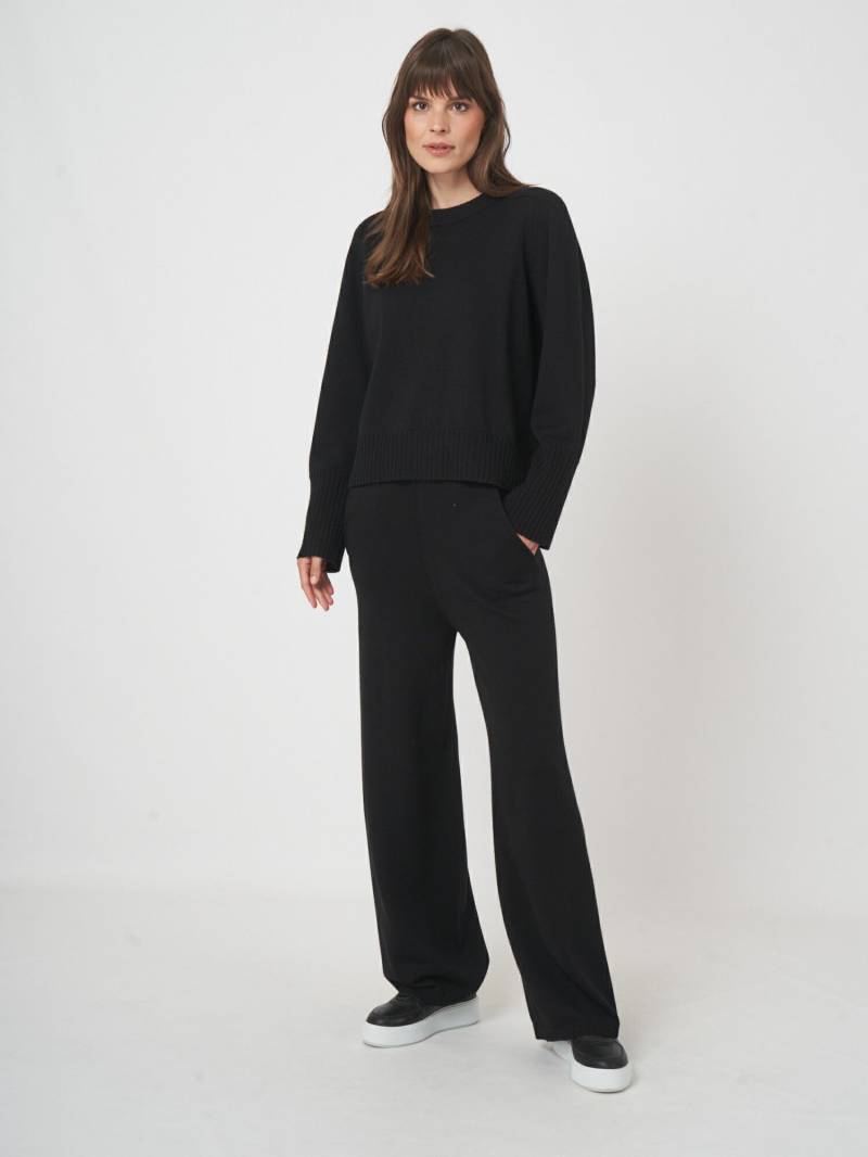 Strickhose mit weitem Bein aus feiner Merinowolle von REPEAT cashmere