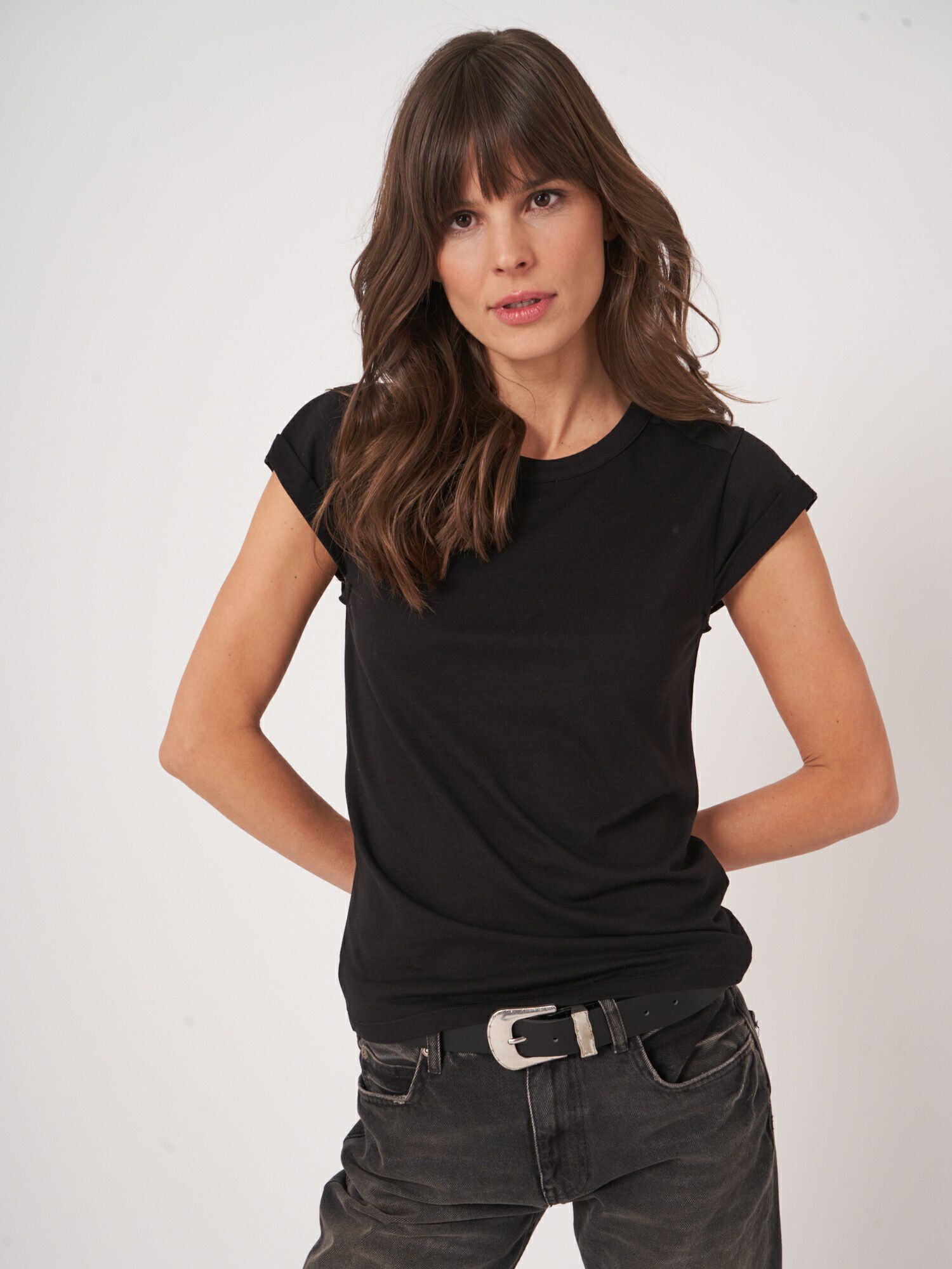 T-Shirt mit Kappenärmeln aus Lyocell-Baumwollmischung von REPEAT cashmere