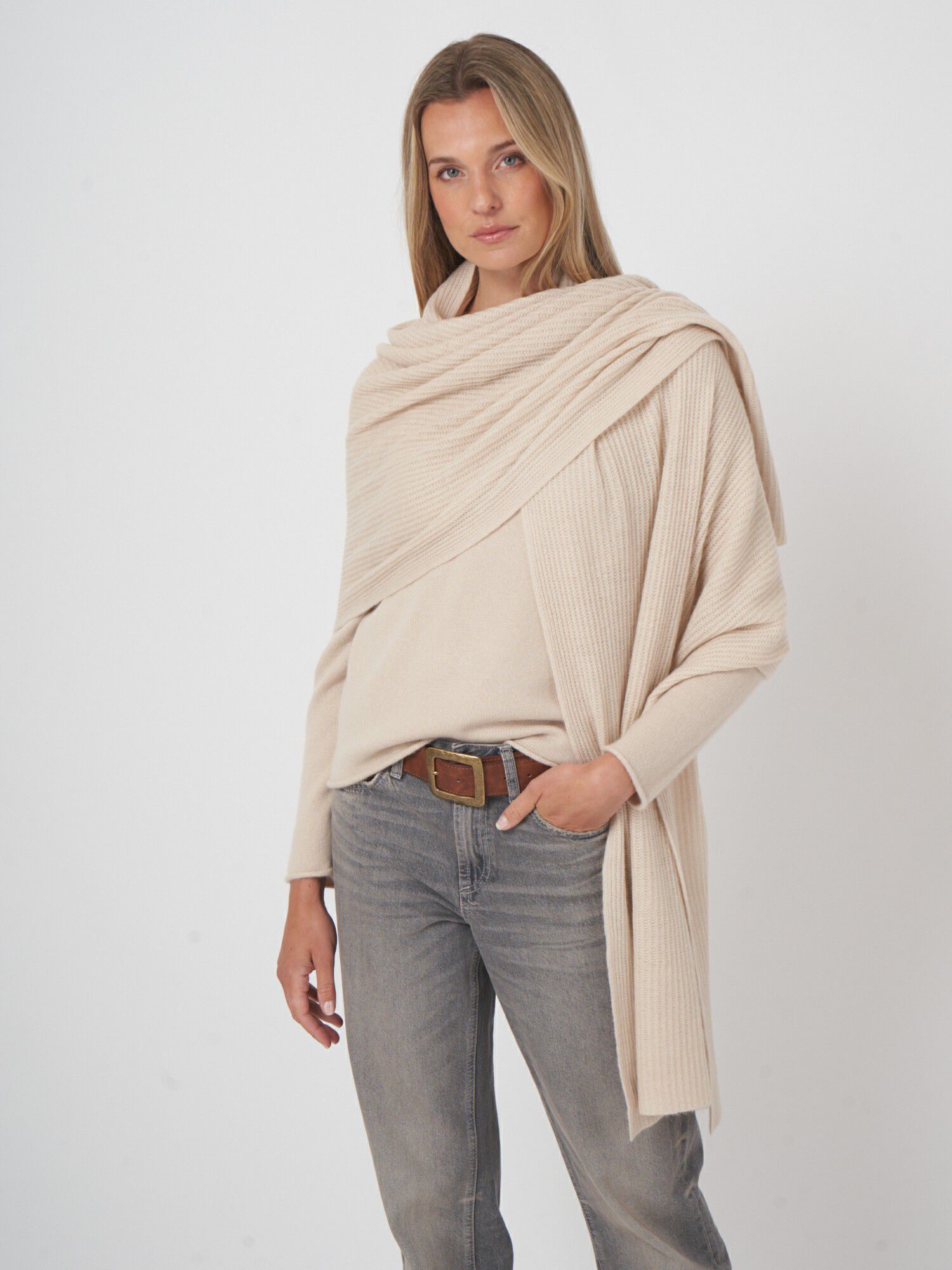 Übergroßer Rippstrick-Kaschmir-Schal von REPEAT cashmere