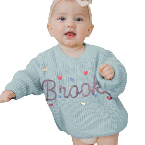 REQTYUI Personalisierter Baby Strickpullover mit gesticktem Namen, Kleinkinder Crewneck Langarm Pullover Sweatshirt (DE/NL/SE/PL, Alter, 3 Jahre, Eisblau (Ice Blue)) von REQTYUI