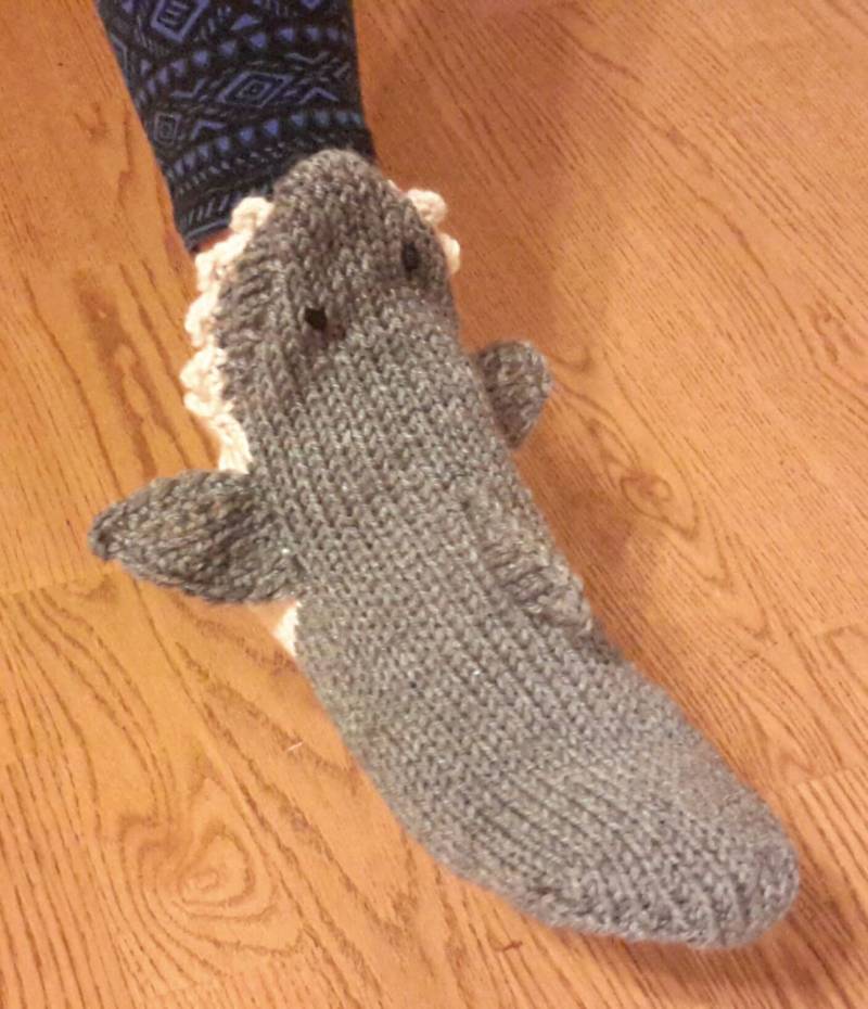 Handgestrickte Grau Hai Socken Erwachsene 5-12 Handgestrickte Grau Hai Socken Erwachsene 5-12 von REScrafts