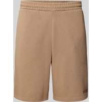 REVIEW Relaxed Fit Sweatshorts mit Label-Stitching in Mud, Größe XXL REVIEW Relaxed Fit Sweatshorts mit Label-Stitching in Mud, Größe XXL von REVIEW
