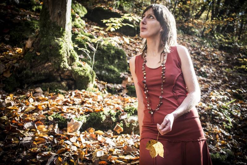 Langes Kleid „Rebird" - Aus Gebürstetem Baumwolljersey in Orange/Rost | Größe L Und/Oder Taupe-Beige | xl von REZline