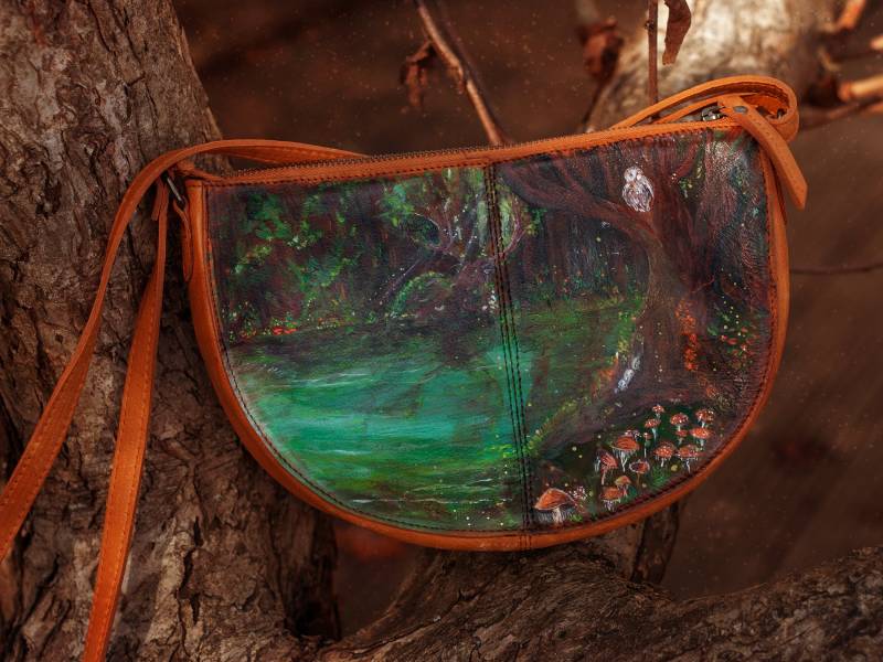 Auf Wunsch Handbemalte Leder Umhängetasche Von Gusti Leder von REdreamworks