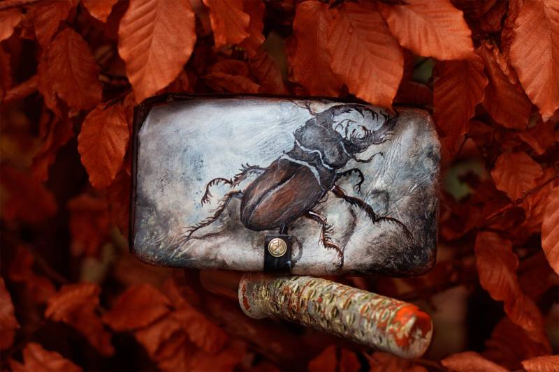 Sende Mir Deine Geldbörse Und Lass Sie Nach Deinen Wünschen Bemalen von REdreamworks