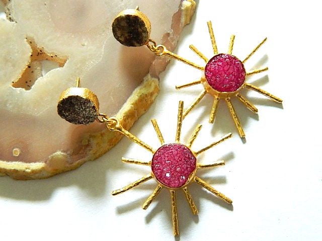 Natürliche Druzy Runde Form Sun Ohrstecker Vintage Style Boho Einzigartige Designer Edelstein Modeschmuck Kunst Geschenk Verkauf Natürliche Druzy Runde Form Sun Ohrstecker Vintage Style Boho Einzigartige Designer Edelstein Modeschmuck Kunst Geschenk Verkauf von RFGemsNjewels