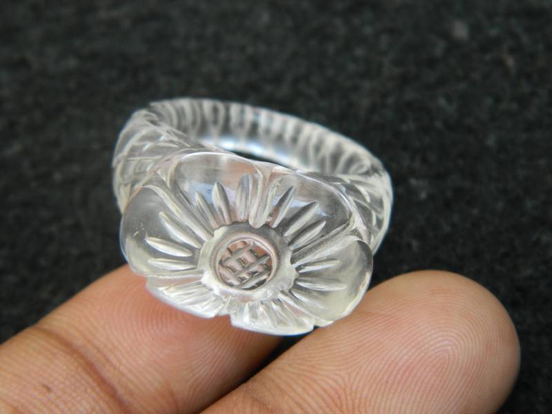 Natürlicher Bergkristall Echter Edelstein Komplett Handgefertigte Geschnitzte Ring Blumenform Moderne Designer Schmuck Ehering Boho Geschenk Sal von RFGemsNjewels