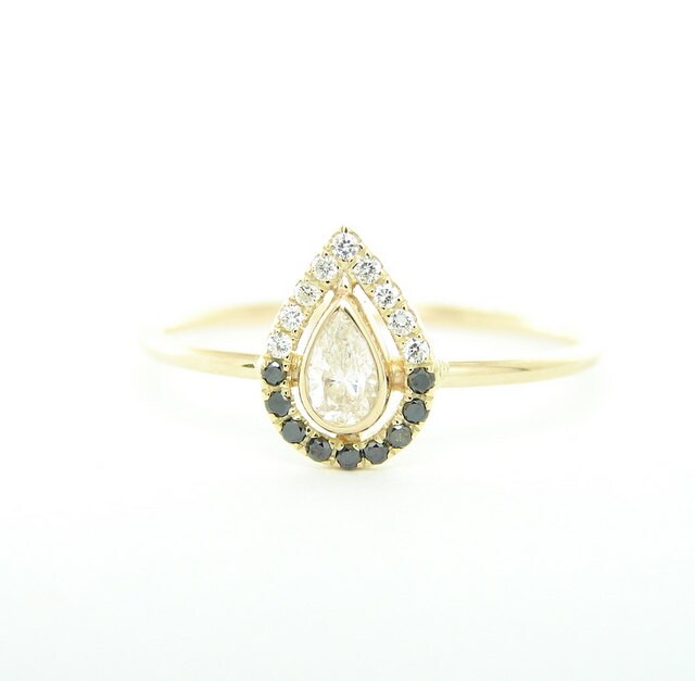 Birnen Diamant Ring, Verlobungsring, Schnitt Schwarzer Birne Form Solitär Ring von RFgoldiamonds