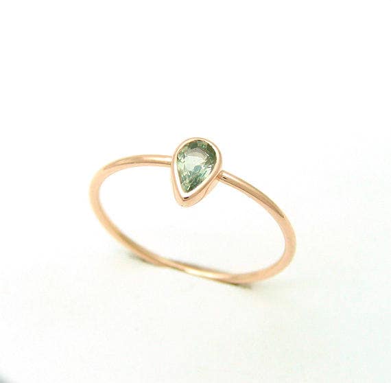 Verlobungsring - 14K Gold Ring Saphir Birne Grüner Stein von RFgoldiamonds