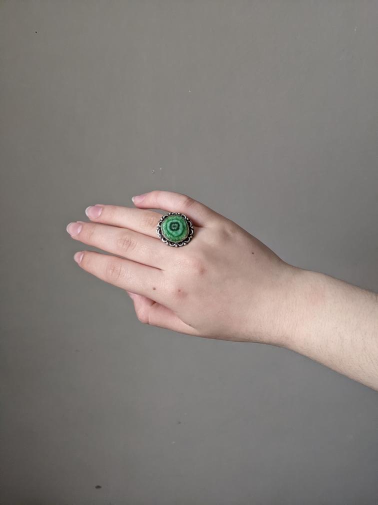 Silberring Mit Malachitstein, Handgefertigter Antiker Schmuck Silberring Mit Malachitstein, Handgefertigter Antiker Schmuck von RGbyleonn
