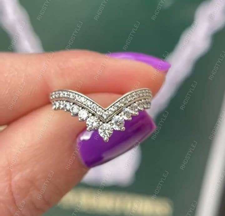 Chevron Hochzeitsband, Damen Gebogenes Ehering, Moissanit Halb Eternity Band Ring, Silber Jubiläumsbänder, Kontur Nesting von RHDSTYLEJ