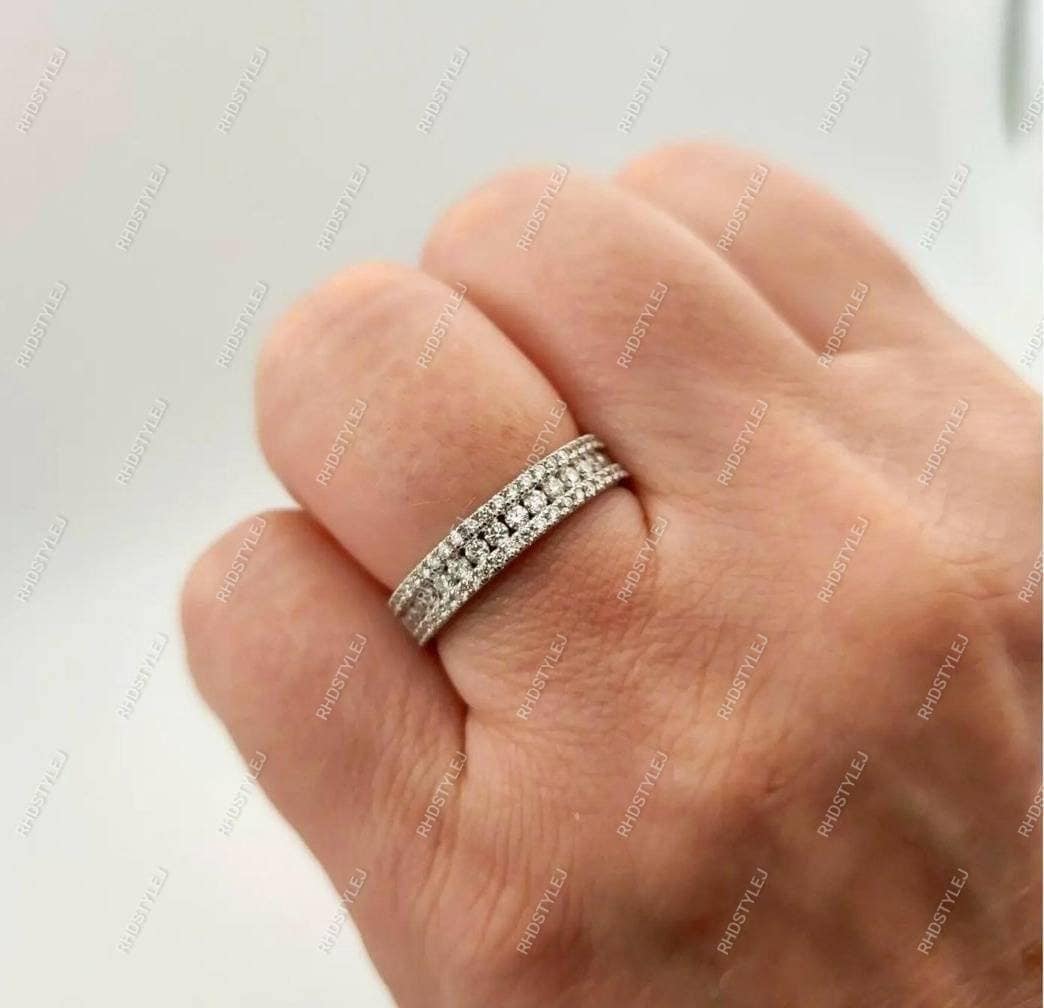 Moissanite Eternity Ehering Frauen, Stapelring, Dreireihiges Band, Versprechen Ring Für Sie, 925 Silber Jubiläumsringe von RHDSTYLEJ