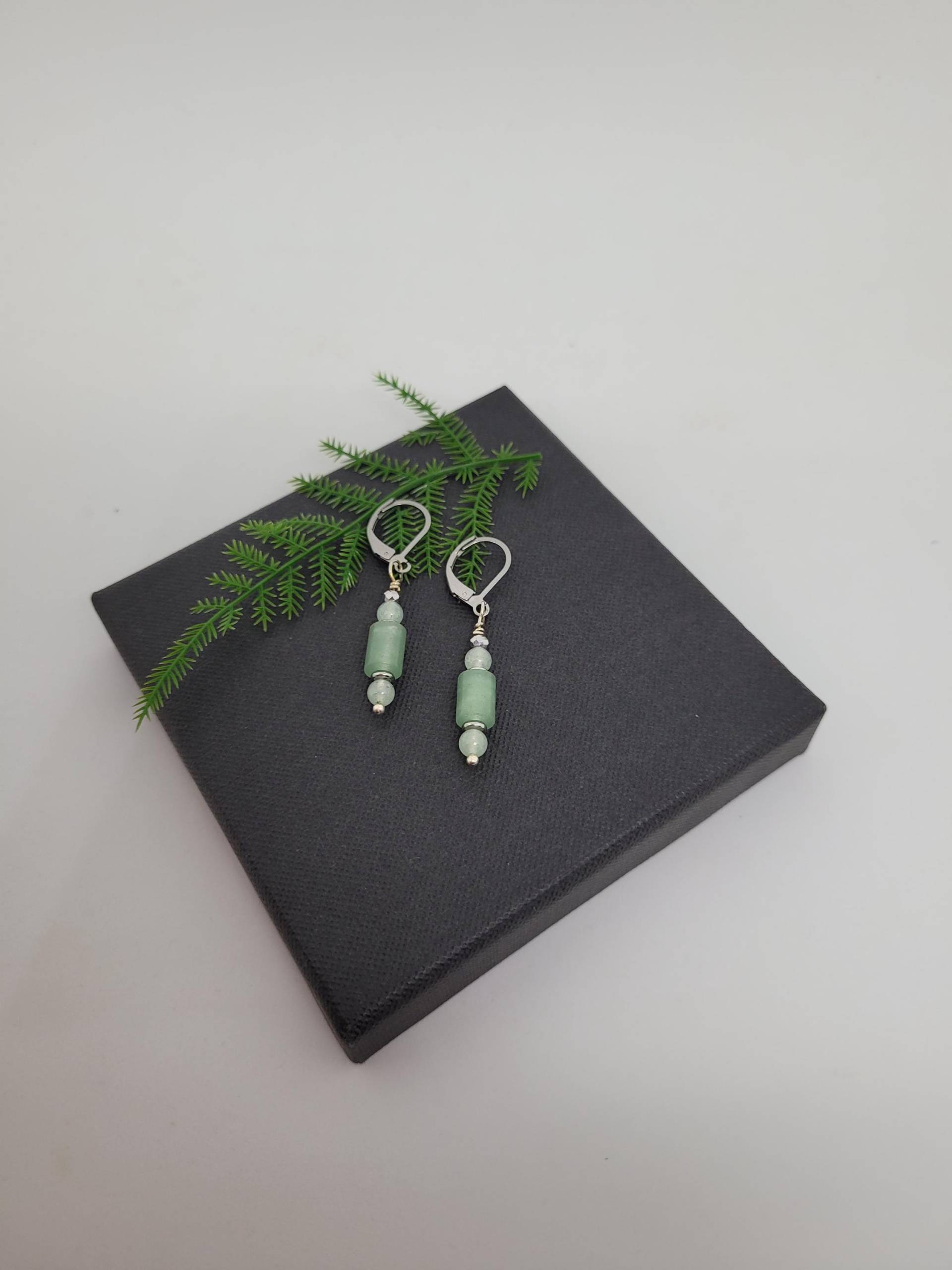 Grüner Aventurin Ohrringe Joty Filigran Elegant Zeitlos Freizeit Alltag Event Für Sie Geschenkidee Geburtstag 4You Muttertag Sommer Gratisv von RHEINSTONE