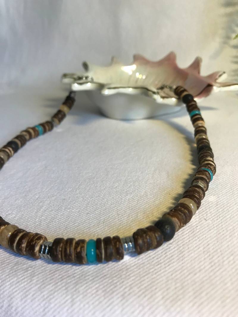 Halskette Surferstil Kokosperlen Ideal Für Ihn Alltag Freizeit Zeitlos Maskulin Geschenkidee Geburtstag Weihnachten 4You Gratis Versand Halskette Surferstil Kokosperlen Ideal Für Ihn Alltag Freizeit Zeitlos Maskulin Geschenkidee Geburtstag Weihnachten 4You Gratis Versand von RHEINSTONE