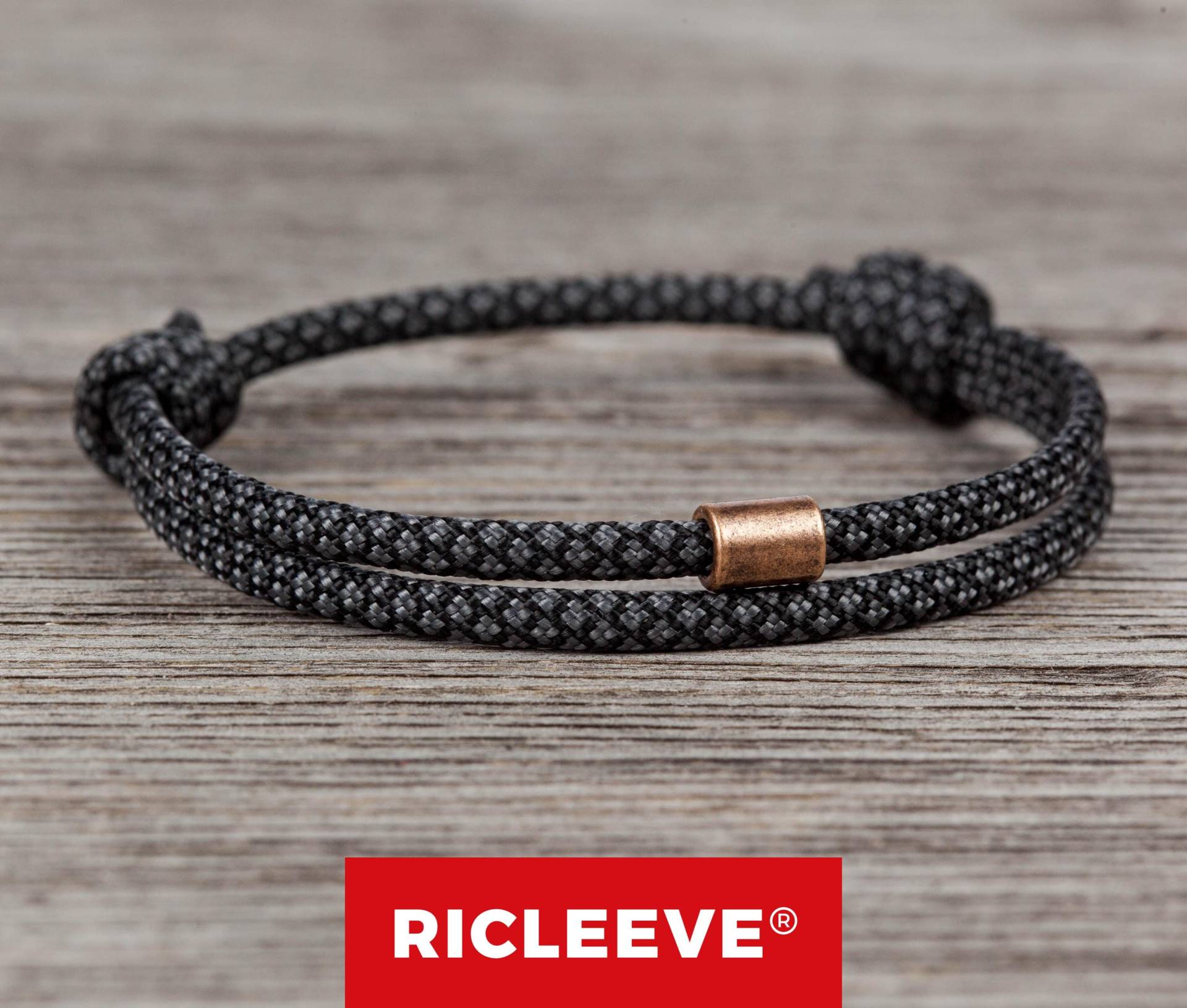 Ricleeve® Surfer Armband Dezent Schwarz Grau, Boho Segeltau, Freundschaftsarmband, Strandschmuck, Surferarmband, Bracelet Wasserfest von RICLEEVE